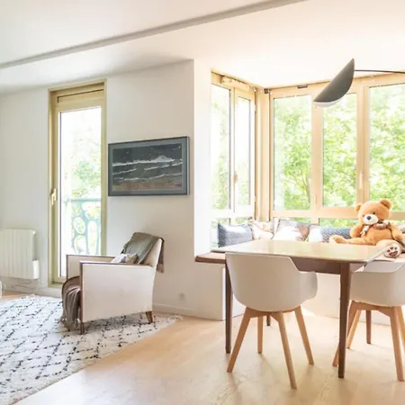 Grand T2 lumineux - vue sur le canal saint Martin Appartement